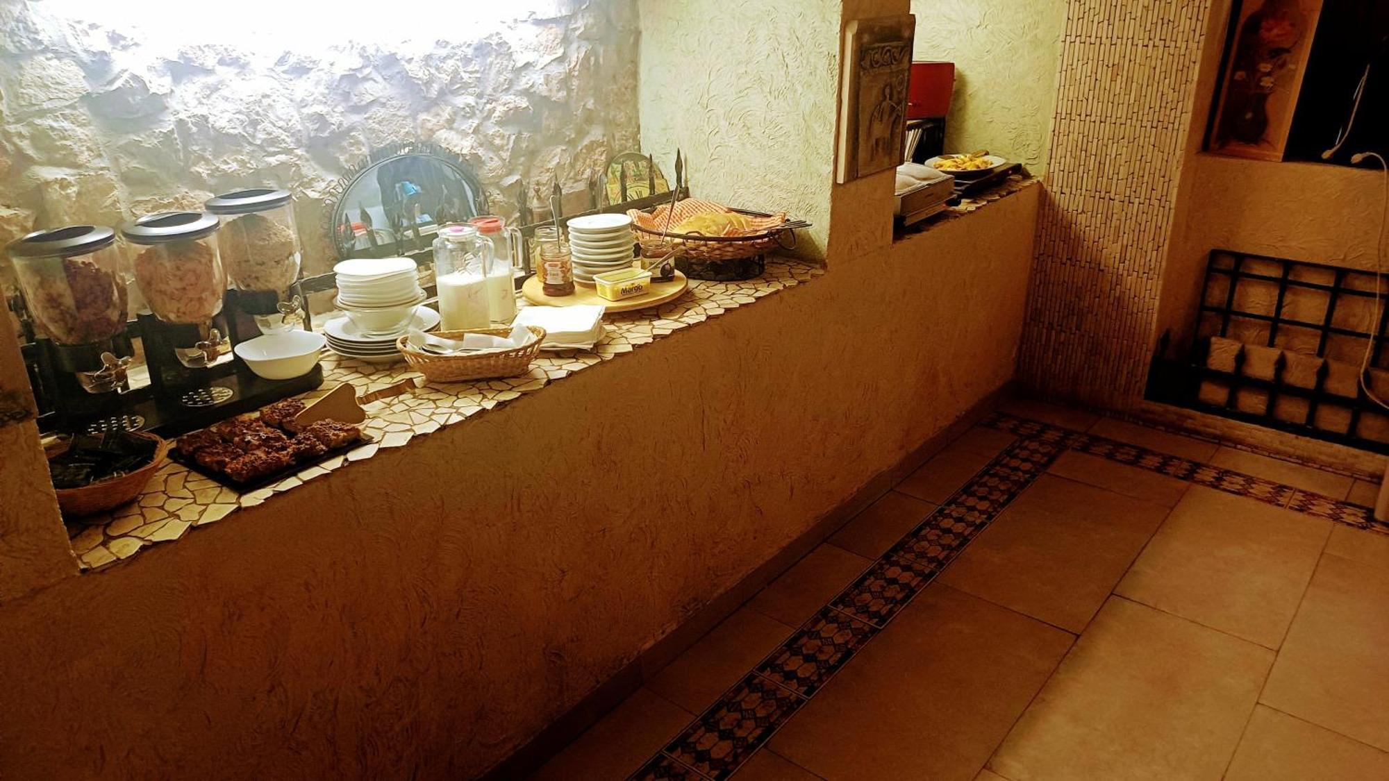 موستار فيلا أنري المظهر الخارجي الصورة